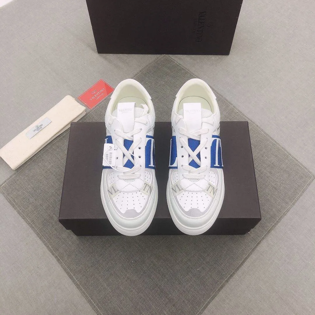P440▫️V L7N spring and summer 🆕calf leather strap sneakers, no man should be able to refuse this style, classic color, so handsome! Purchase a high-precision replica of the original version to instantly sell off the market currency! 6 VLTN logo rubber effect straps - Valentino Garavani Logo printed on the back and tongue, all materials are customized to ensure quality! Size: 38/45 No. 018